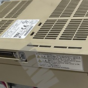For Sale SGDM-20ADAY47 Yaskawa Electric Servopack Box